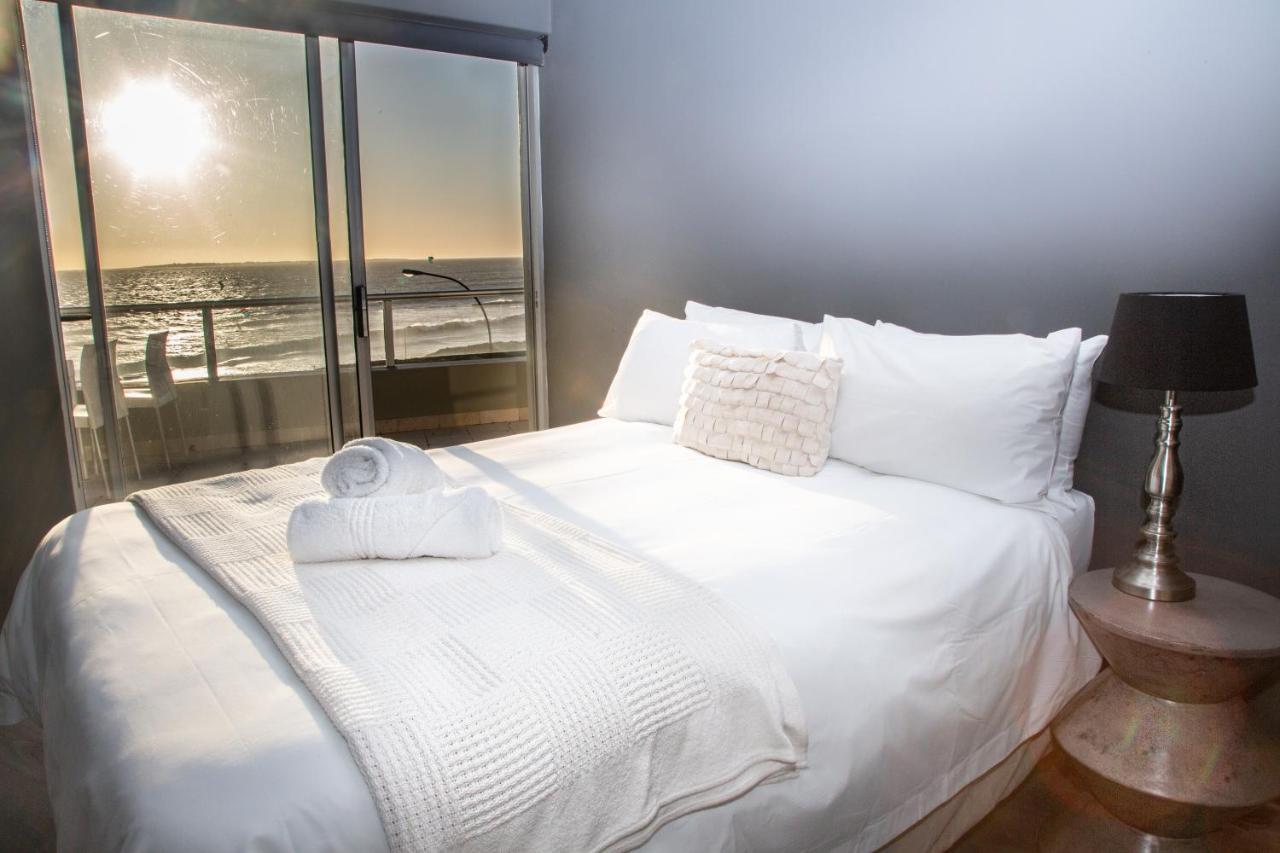 Spacious Luxury 3 Bedroom Apartment B401 Sea Spray Кейптаун Екстериор снимка